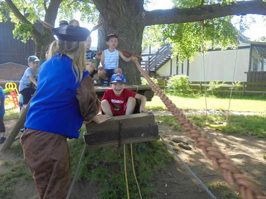  Grafika #6: Psi Patrol w Grąbkowie