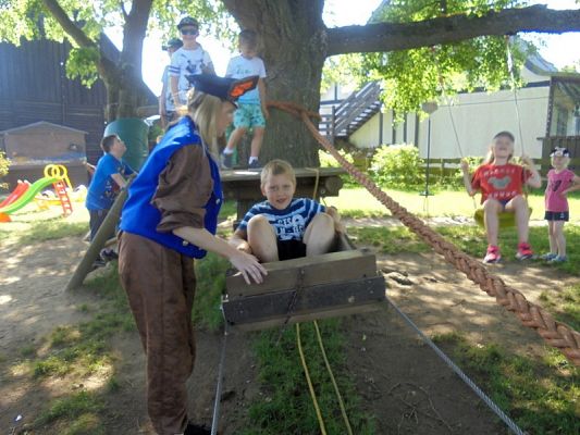  Grafika #11: Psi Patrol w Grąbkowie