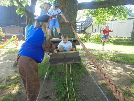  Grafika #27: Psi Patrol w Grąbkowie