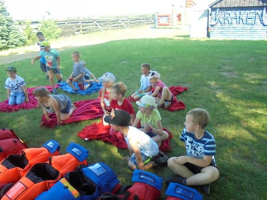  Grafika #43: Psi Patrol w Grąbkowie