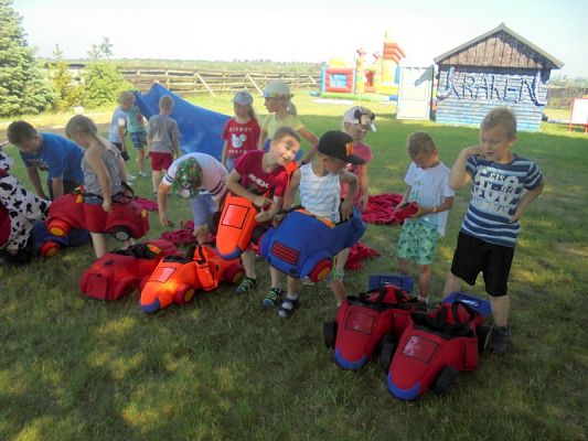  Grafika #31: Psi Patrol w Grąbkowie