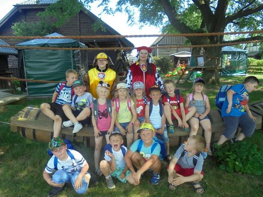  Grafika #61: Psi Patrol w Grąbkowie