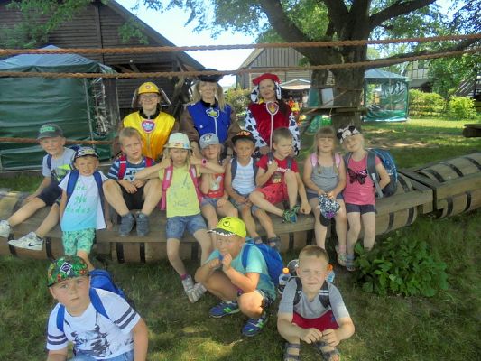  Grafika #63: Psi Patrol w Grąbkowie