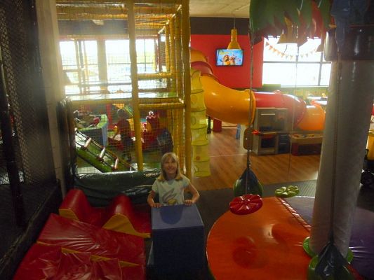  Grafika #20: Przedszkolaki w Madagaskarze