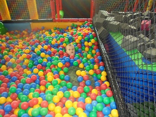  Grafika #2: Przedszkolaki w Madagaskarze