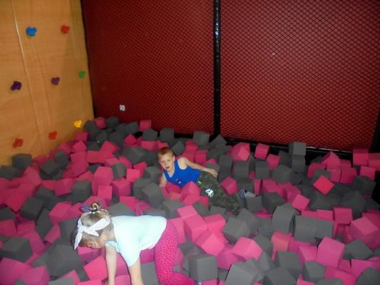  Grafika #22: Przedszkolaki w Madagaskarze