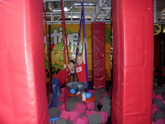  Grafika #21: Przedszkolaki w Madagaskarze