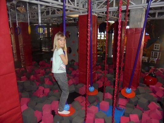  Grafika #7: Przedszkolaki w Madagaskarze