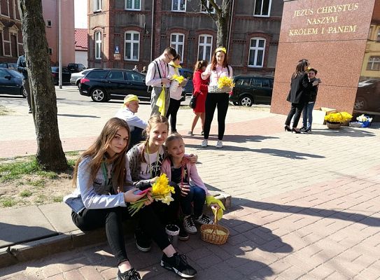  Grafika #5: Pola nadziei