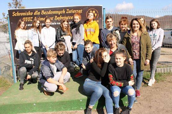  Grafika #0: Wizyta wolontariuszy w OTOZ "Animals"