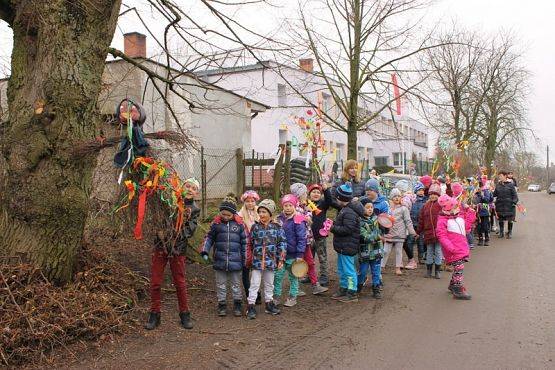  Grafika #5: WITAMY WIOSNĘ