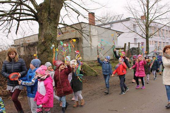  Grafika #0: WITAMY WIOSNĘ