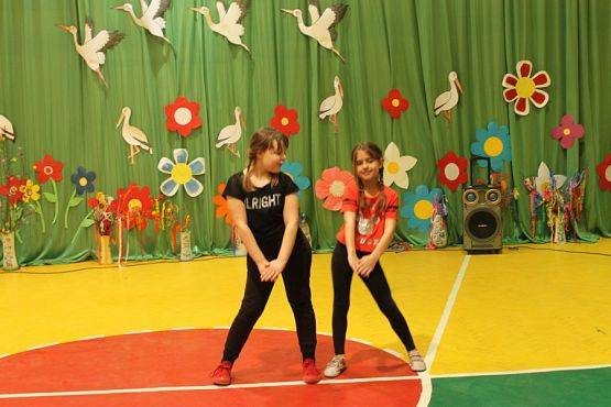  Grafika #35: WITAMY WIOSNĘ