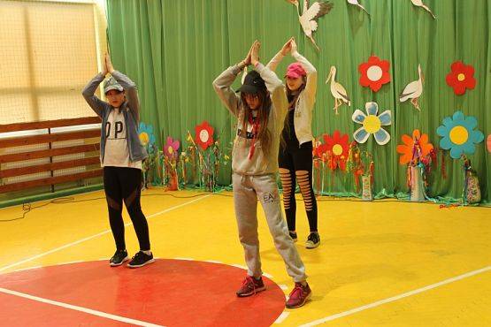  Grafika #47: WITAMY WIOSNĘ