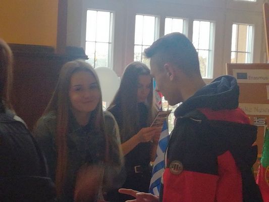  Grafika #3: TARGI EDUKACYJNE