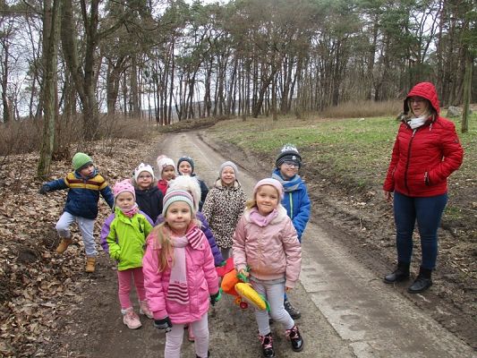  Grafika #3: Starszaki na wycieczce