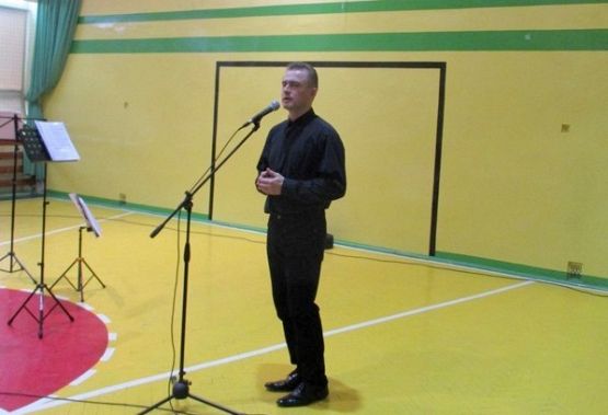  Grafika #1: Koncert muzyczny w szkole