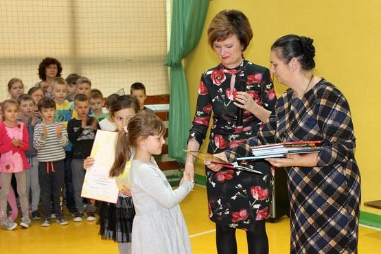  Grafika #2: KONKURS CZYTELNICZY ,,CZYTAM CODZIENNIE