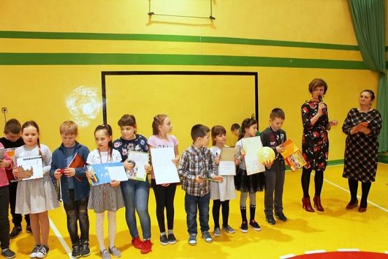  Grafika #0: KONKURS CZYTELNICZY ,,CZYTAM CODZIENNIE