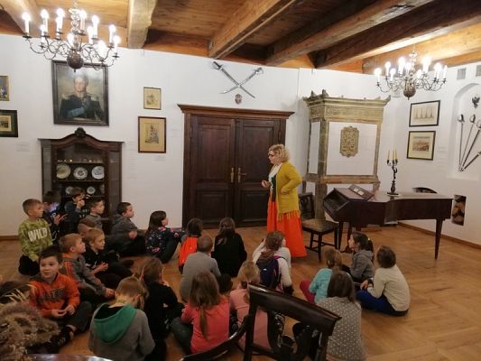  Grafika #4: WYCIECZKA DO BĘDOMINA