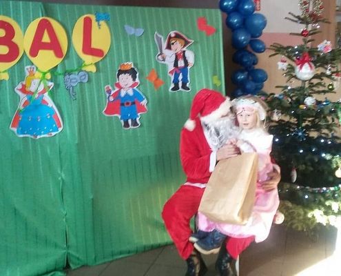  Grafika #8: Bal karnawałowy przedszkolaków