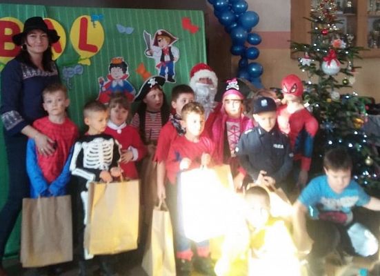  Grafika #3: Bal karnawałowy przedszkolaków