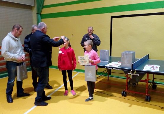  Grafika #10: NOWOROCZNY TURNIEJ TENISA STOŁOWEGO AMATORÓW