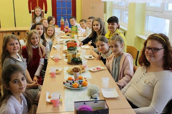  Grafika #10: Wigilie klasowe i Jasełka