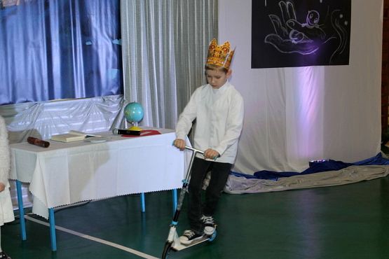  Grafika #38: Wigilie klasowe i Jasełka