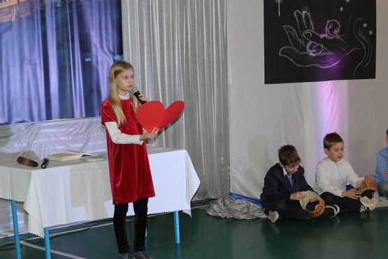  Grafika #25: Wigilie klasowe i Jasełka