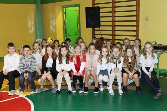  Grafika #13: Wigilie klasowe i Jasełka