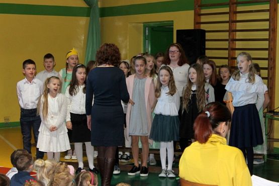  Grafika #17: Wigilie klasowe i Jasełka