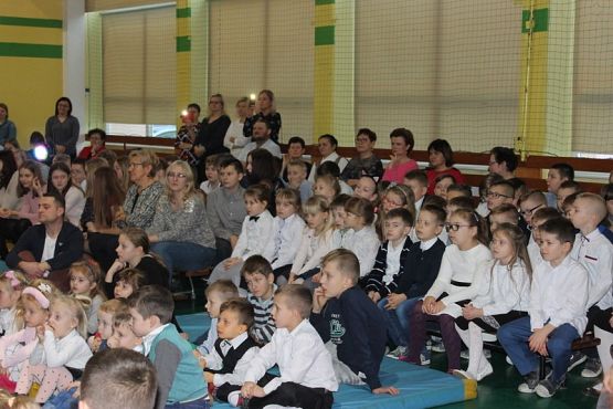  Grafika #18: Wigilie klasowe i Jasełka