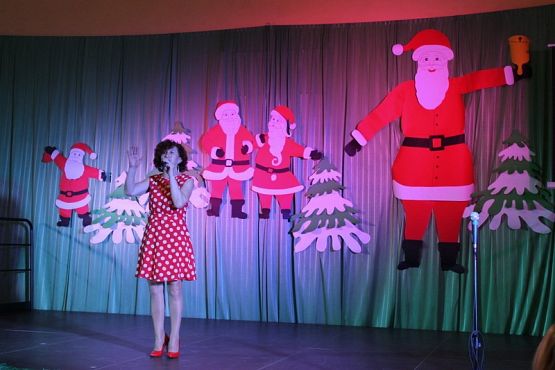  Grafika #4: Kiermasz Mikołajkowy