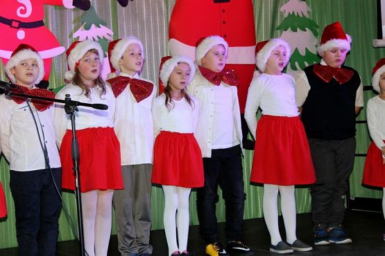  Grafika #23: Kiermasz Mikołajkowy