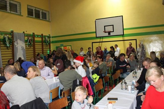  Grafika #30: Kiermasz Mikołajkowy