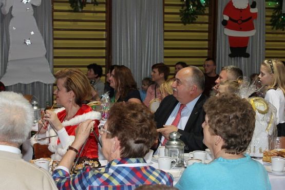  Grafika #53: Kiermasz Mikołajkowy