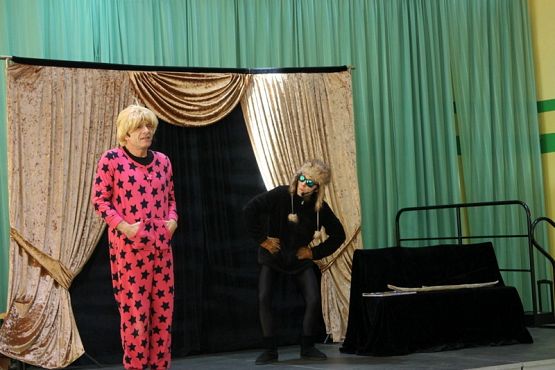  Grafika #11: Jestem przyjacielem ludzi- przedstawienie