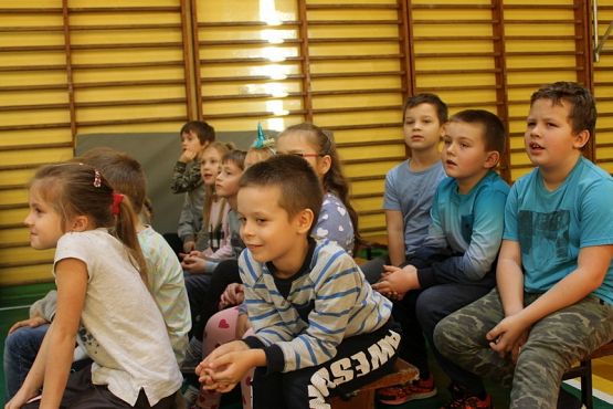  Grafika #14: Jestem przyjacielem ludzi- przedstawienie