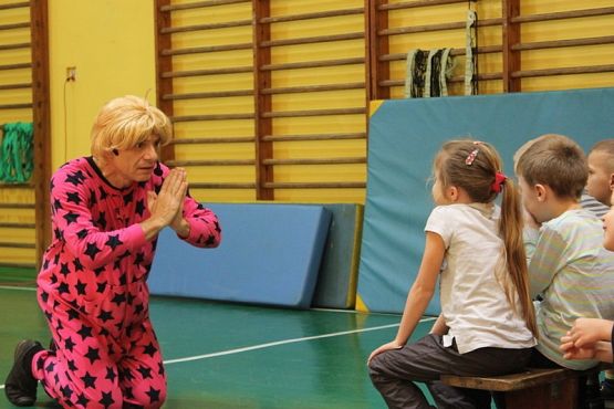  Grafika #22: Jestem przyjacielem ludzi- przedstawienie