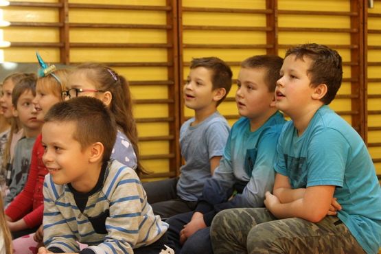  Grafika #15: Jestem przyjacielem ludzi- przedstawienie