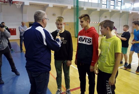  Grafika #13: POWIATOWE IGRZYSKA SPORTOWE - tenis