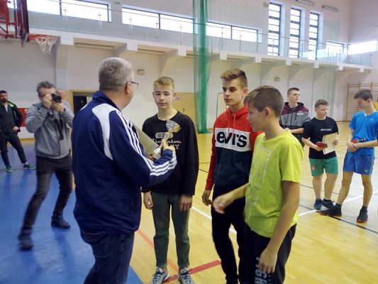  Grafika #4: POWIATOWE IGRZYSKA SPORTOWE - tenis