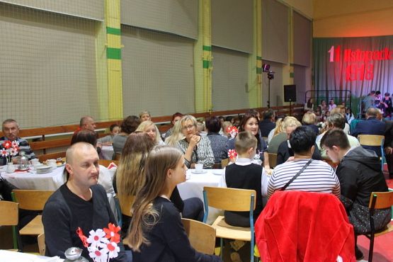  Grafika #24: Wieczornica Patriotyczna