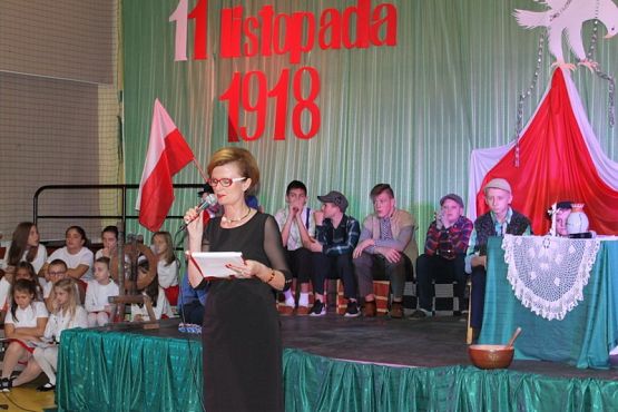  Grafika #28: Wieczornica Patriotyczna