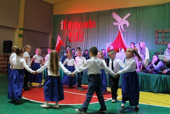  Grafika #32: Wieczornica Patriotyczna