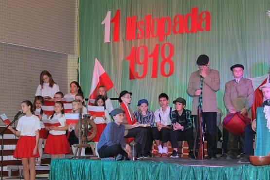  Grafika #38: Wieczornica Patriotyczna