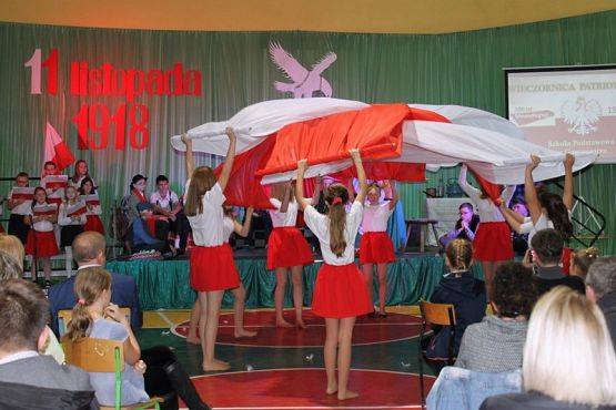  Grafika #45: Wieczornica Patriotyczna