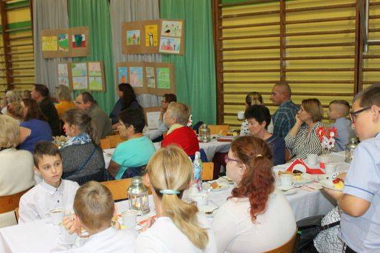  Grafika #48: Wieczornica Patriotyczna