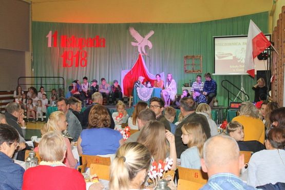  Grafika #22: Wieczornica Patriotyczna